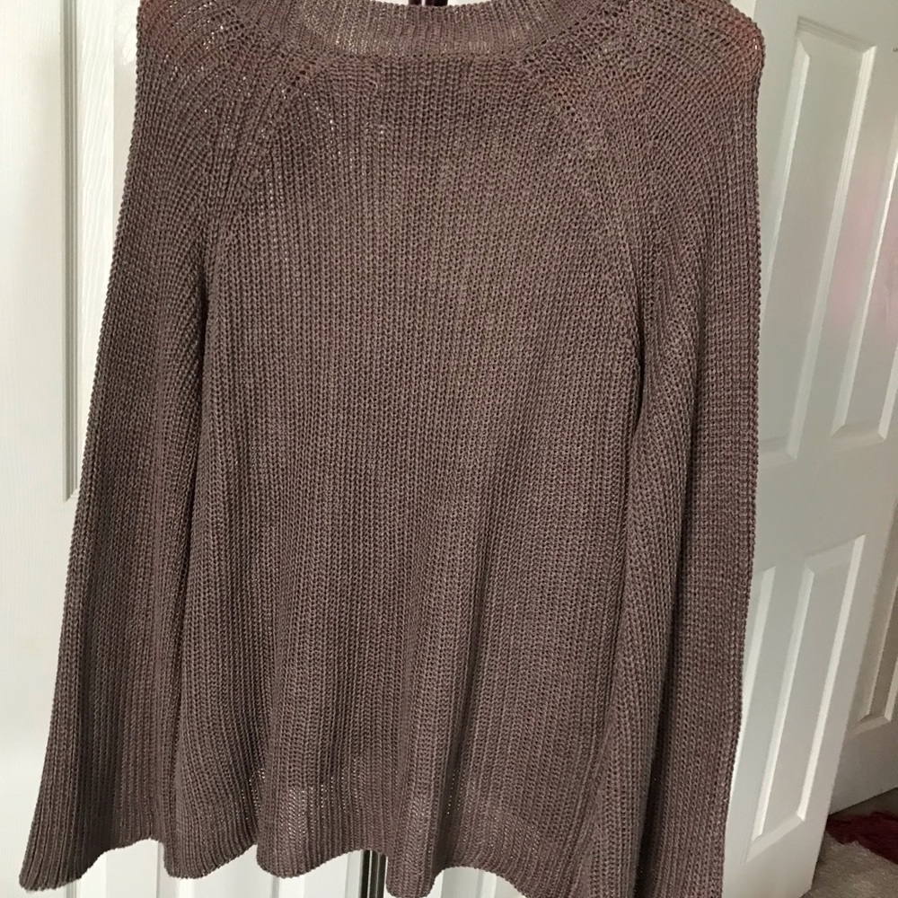 Sweater - Picture 4 of 4